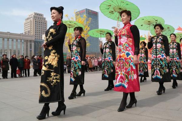 没有一个废柴,能拒绝这位发明家_实时音视频云服务器
