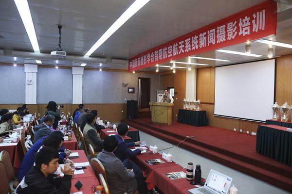 江山如此多娇,五一跟着诗词去旅行!_华为云服务器