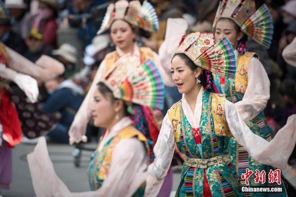 对赌的代价:冯小刚郑恺需补偿华谊近8800万_云服务器推荐