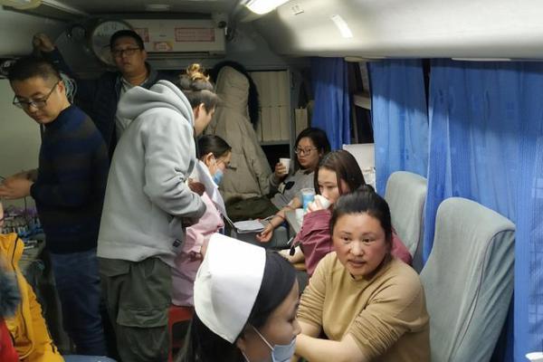 更新至18集创业时代黄轩杨颖还原热血创业史嘉宾：黄轩 Angelababy 周一围_显卡云服务器