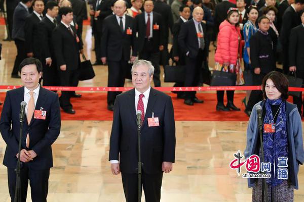 复古性感的港式妆容美到让人惊叹_计算型云服务器
