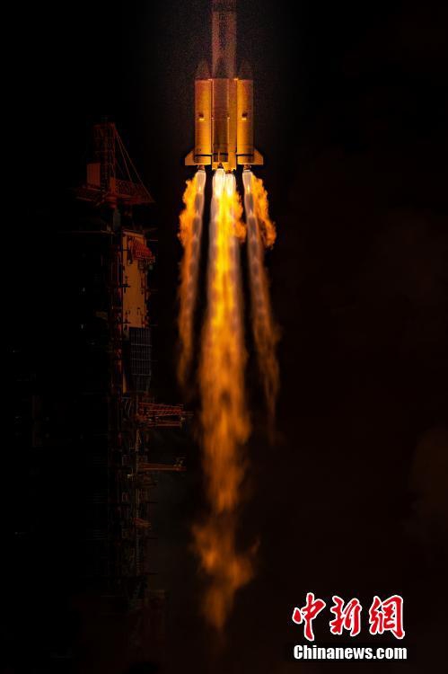 组图:董璇深夜独自现身机场 衣着干练低调红唇显好气色_挂机宝抢购脚本