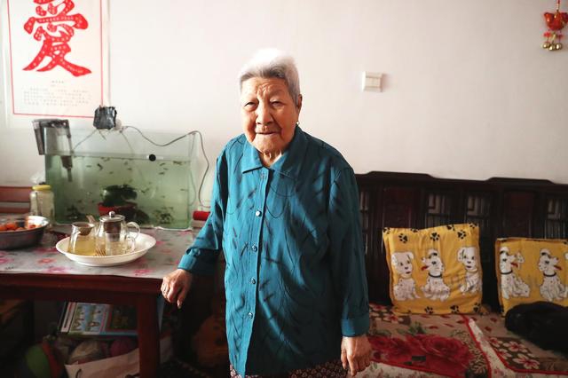 陈意涵:自律才使人别有风韵_挂机宝月付