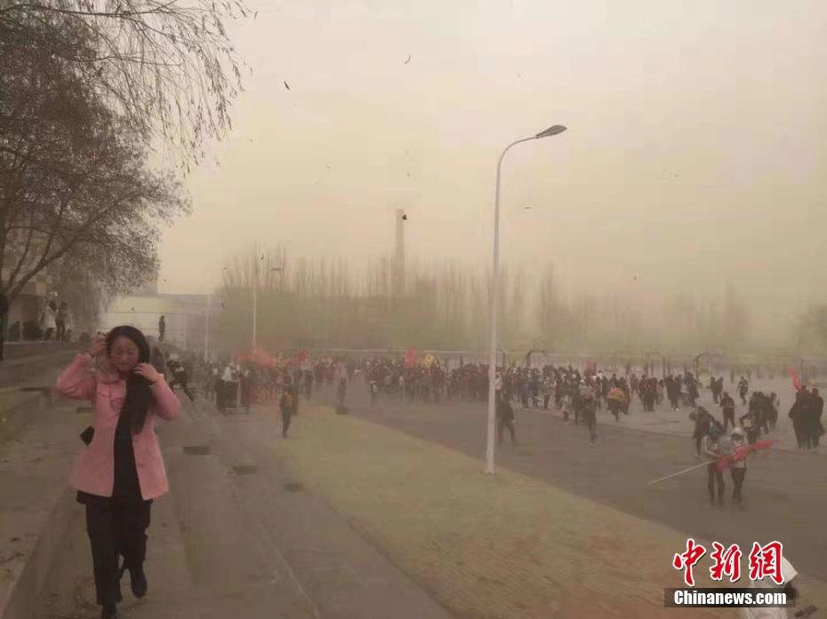 贾跃亭的FF再获2.25亿美元借款 称考虑新车生产_云服务器2G内存