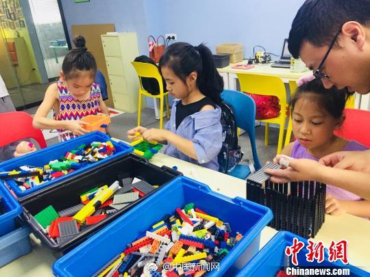 公司域名注册几个_云电脑架构