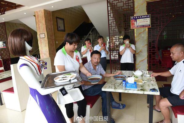 华尔街:iPhone可能依然会降价“防滑”_云电脑架构