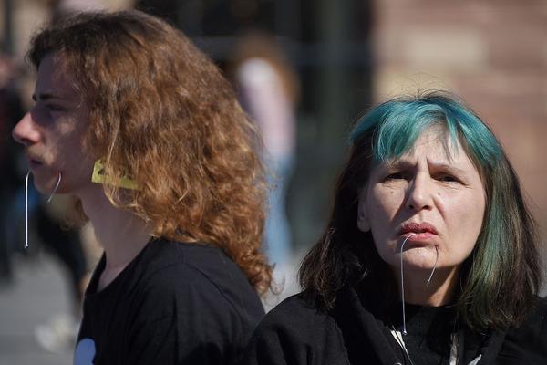 《瘟疫传说》5.月14发售_9929精品网