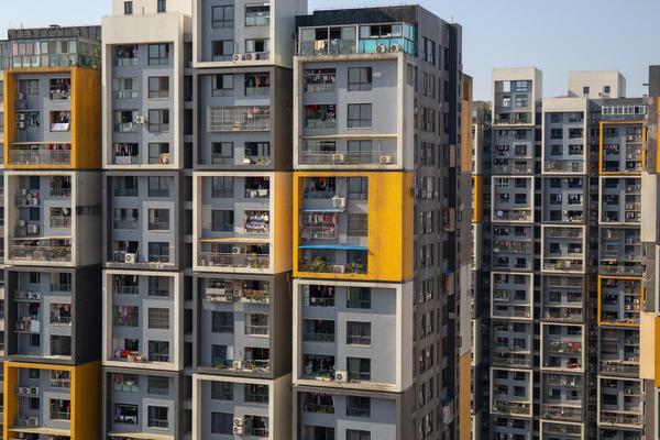 在这台车面前，埃尔法就是个“小弟”！_美国CN2服务器租用