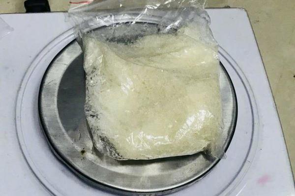 晒合照害林志玲被批蛇精脸 丫头解释:滤镜开太强_云服务器抢占式实例