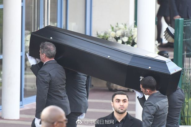 云服务器购买和租用哪个好_挂机宝夜神模拟器