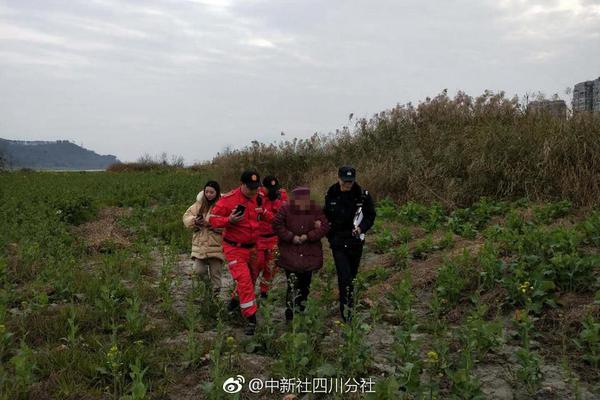 吃剩的香蕉皮一个都别扔，放在家里一年省下不少钱！太厉害了！_美国CN2服务器推荐