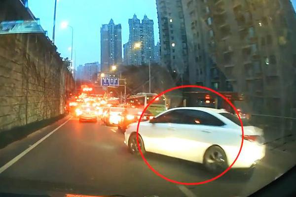 “赌徒”暴风影音：处在暴风雨中，难遇晴天