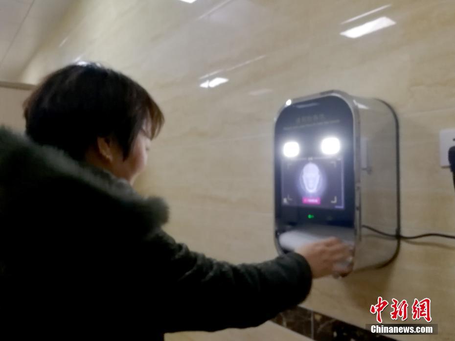 WNBA选秀大会 韩旭第14顺位被纽约自由人选中_CN2服务器多少ping