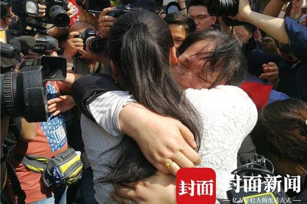 陈冠希为护隐私何错之有?_LXC挂机宝