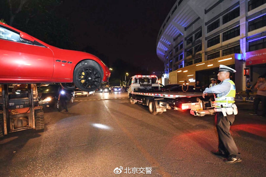 八大山人花鸟画的美学意蕴：虚实相生，无画处皆成妙境_CN2服务器丢包率