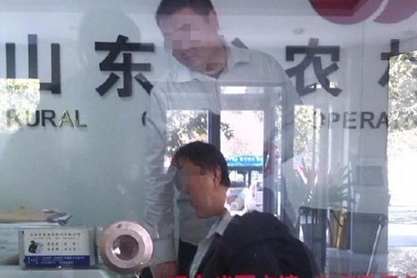 日本最美女大学生揭晓_内存型云服务器