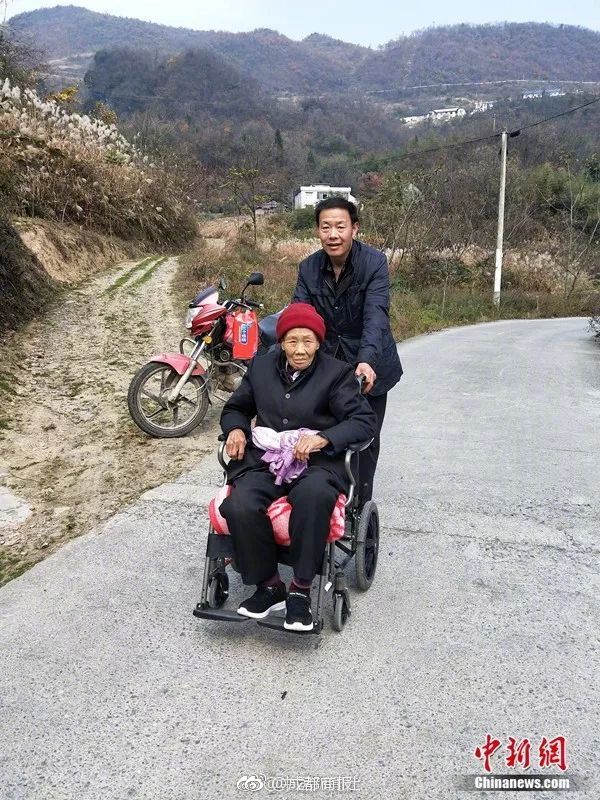 小红书代写产业链:编“种草”笔记 花钱上热门推荐_云电脑还原点