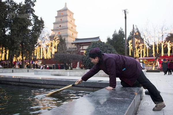 曝光朋友圈里最甜的男生_CN2服务器搭梯子