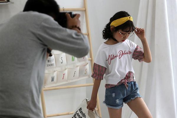 西班牙城市三宝 建筑美女和海鲜_挂机宝纯净IP