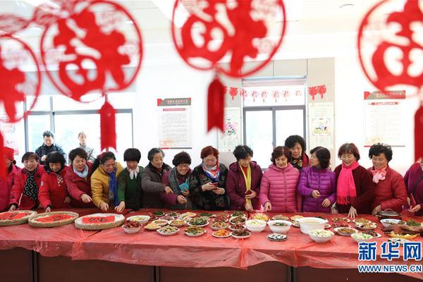 92岁退伍老兵凌晨散步被撞 司机将老人抛入窨井致其死亡_9929中小企业
