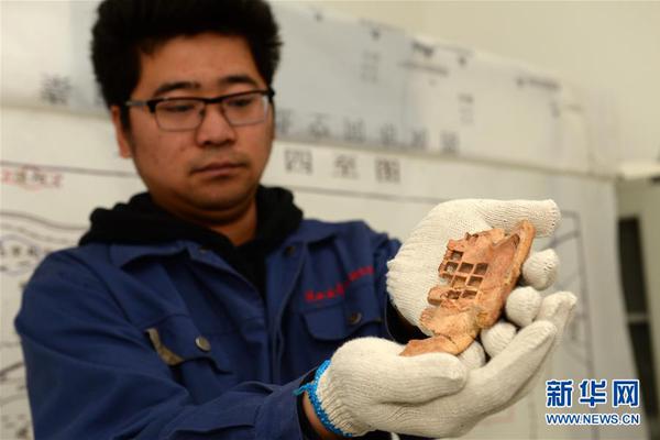 提前入职?里皮已开始筹划国足阵容 李可获重点考察_GPU实例