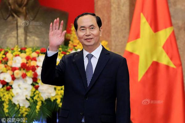 成为了横扫三国的东方铁骑_云电脑登录
