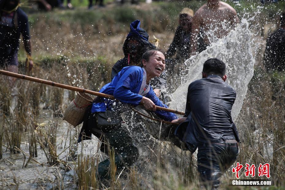 他曾是颜骏凌的替补 与国门同场对垒仍掩盖不了他的光芒_腾讯云CVM