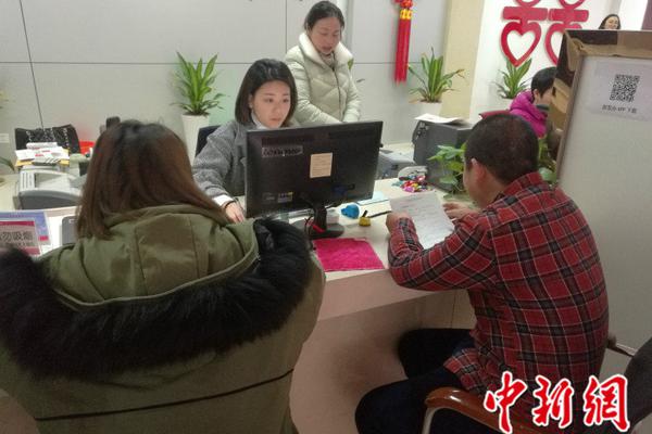 “家轿王”换代 日产新轩逸_CN2官网服务器