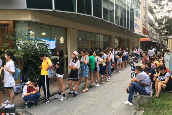 VIP8.4钢的琴你不容错过的华语佳片嘉宾:王千源 秦海璐 张申英_云游戏主机