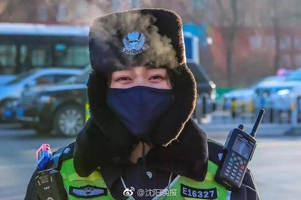 詹皇IG突然关注杜兰特 这就开始招募了?_云电脑私有化