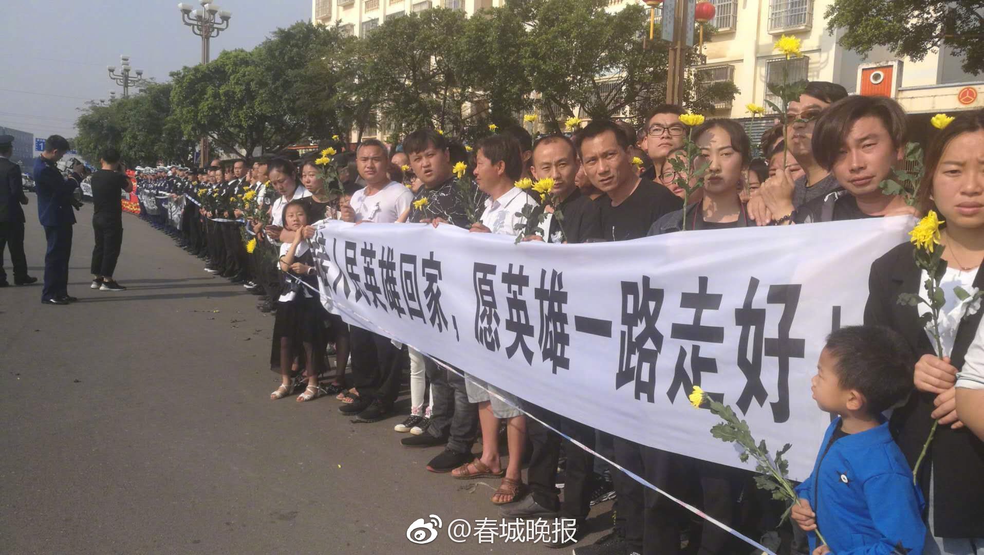 保时捷女司机醉驾 酒精检测时撒娇:你们很过分哎_重庆云服务器