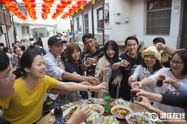 纸上谈兵|不止争议哨!火箭跟勇士都在拆解对手_华北云服务器