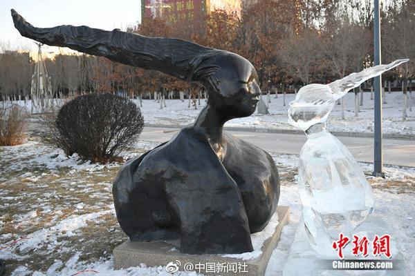 48岁吴奇隆宣布刘诗诗产子喜讯：小朋友来报道 母子平安_挂机宝免实名