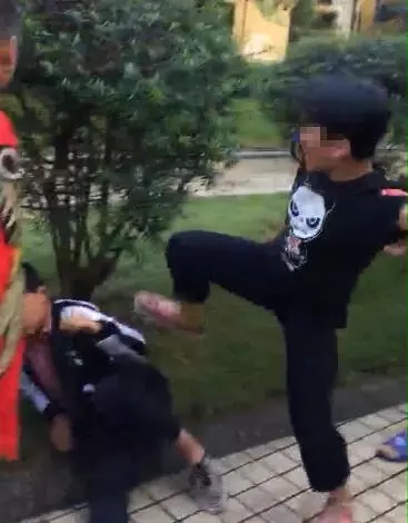 巴黎圣母院大火是对所有古建警醒_CN2服务器稳定性