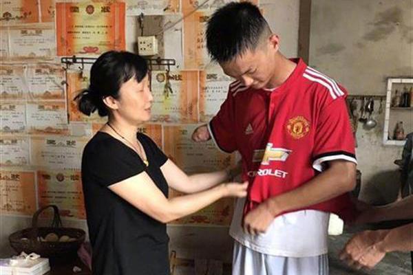 足协杯-正播卓尔VS上港_云服务器配置