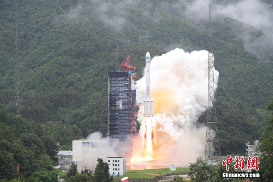 阿圭罗破门曼城1-0伯恩利 夺冠在望_9929云主机