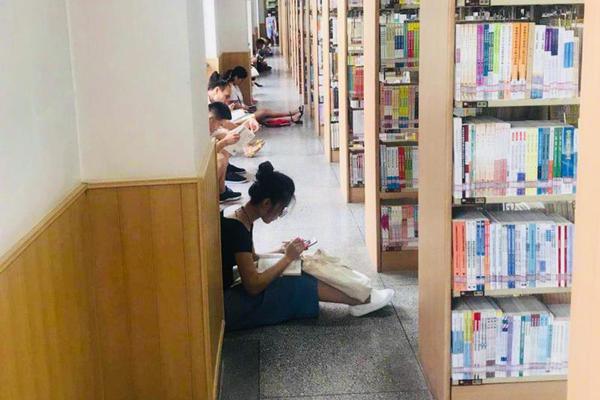 我体验了一把自由职业_9929高防服务器