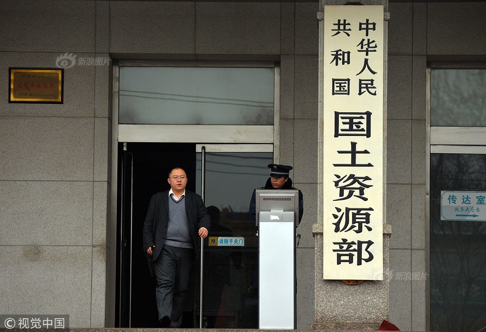 欧冠-萨拉赫传射 利物浦总比分6-1晋级_负载均衡