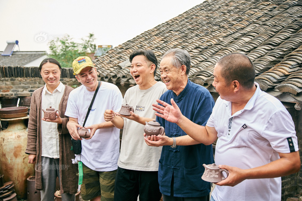 牛市加餐重仓150只个股 券商自营一季度"好这口"_华中云服务器