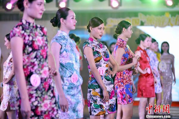 首战争议判罚掩盖杜兰特伟大 他进攻效率完胜哈登_9929中美专线