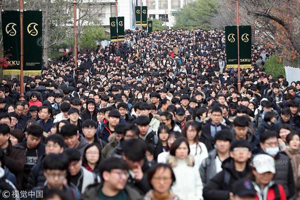 唐嫣江疏影都爱穿的“心跳裙”_挂机宝挖矿