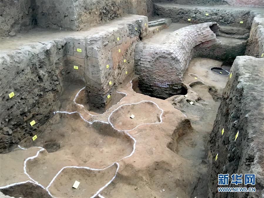 晚餐过晚也会增加尿路结石风险_私有云服务器