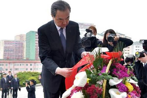 江苏查获近万双名牌运动鞋_9929解锁Netflix
