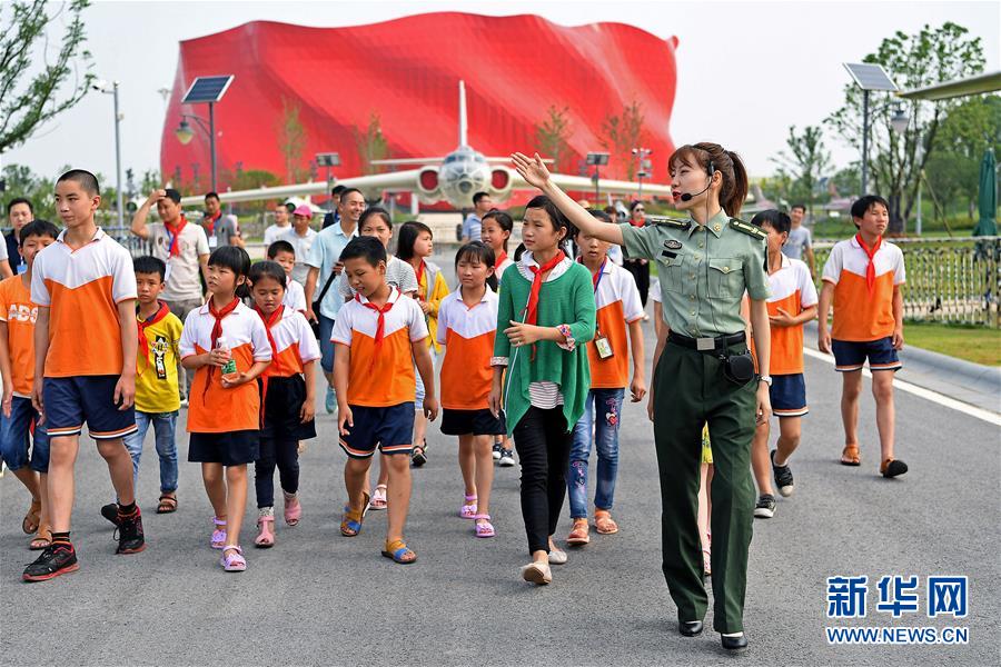 不帅的男人如何靠气质取胜_直播云服务器