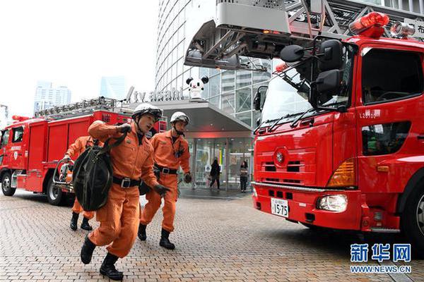社保降费今起正式实施 今年社保还有三个大变化_AS9929线路解析