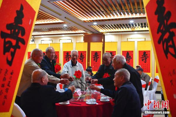 出鞘:我海军70周年活动有哪些亮眼小国舰艇?_挂机宝工作室