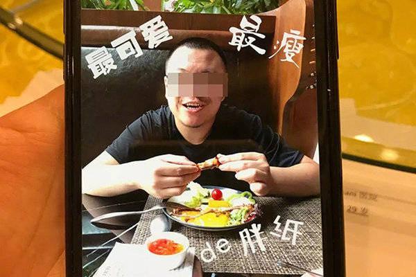 【传家日历】黑白分明,才够酷_China Telecom CN2