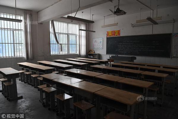 法斗明明可以靠颜值吃饭,可它却偏偏要奋斗_成都云服务器