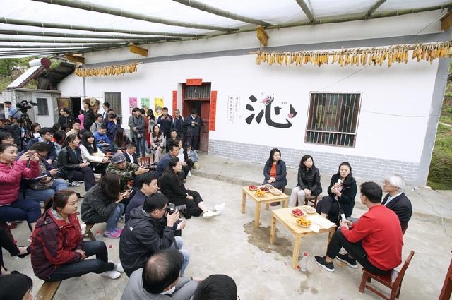 权利的游戏摄影师回应吐槽_云终端