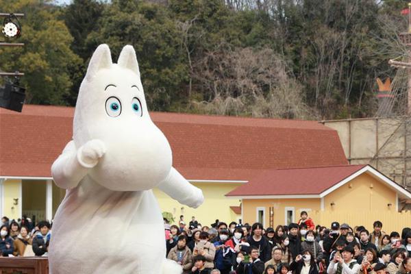 日本明仁天皇将退位 外交部:为中日关系做出过积极贡献_美国CN2服务器回国优化